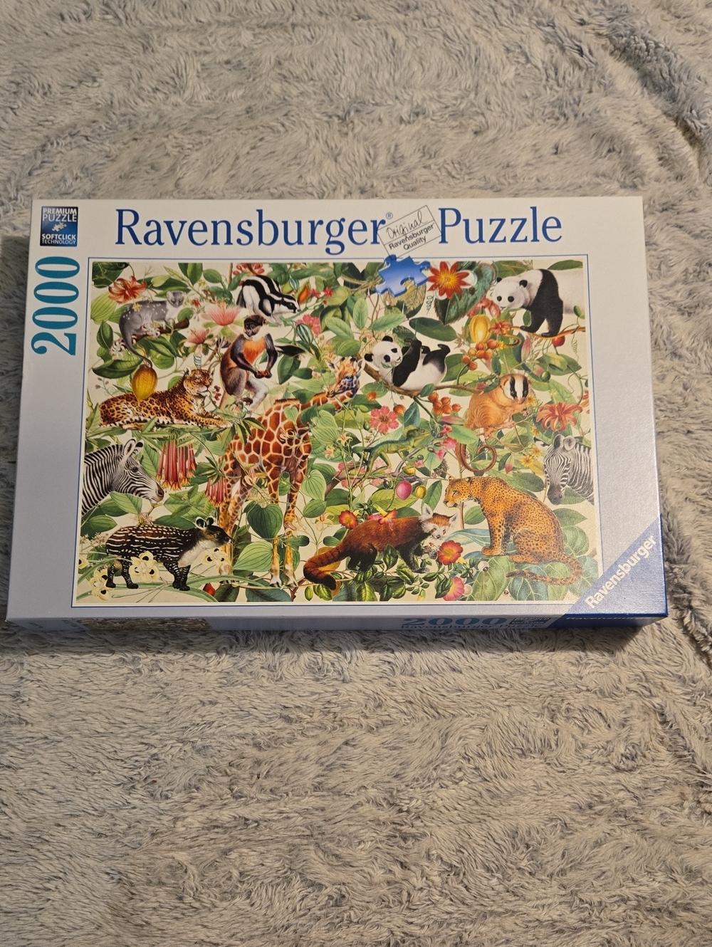 Ravensburger - Jungle 2000 Piece Puzzle With Colorful Animals And Flowers